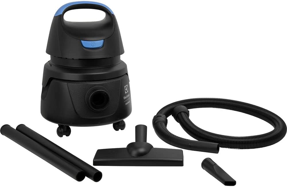 Aspiradora compacta Electrolux con potente función de soplado 1400W 12 L total 5 L útiles protector térmico AWD01 127v